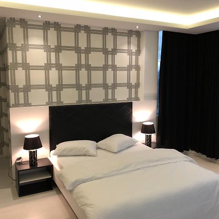 Hotel Antika Peje Luaran gambar